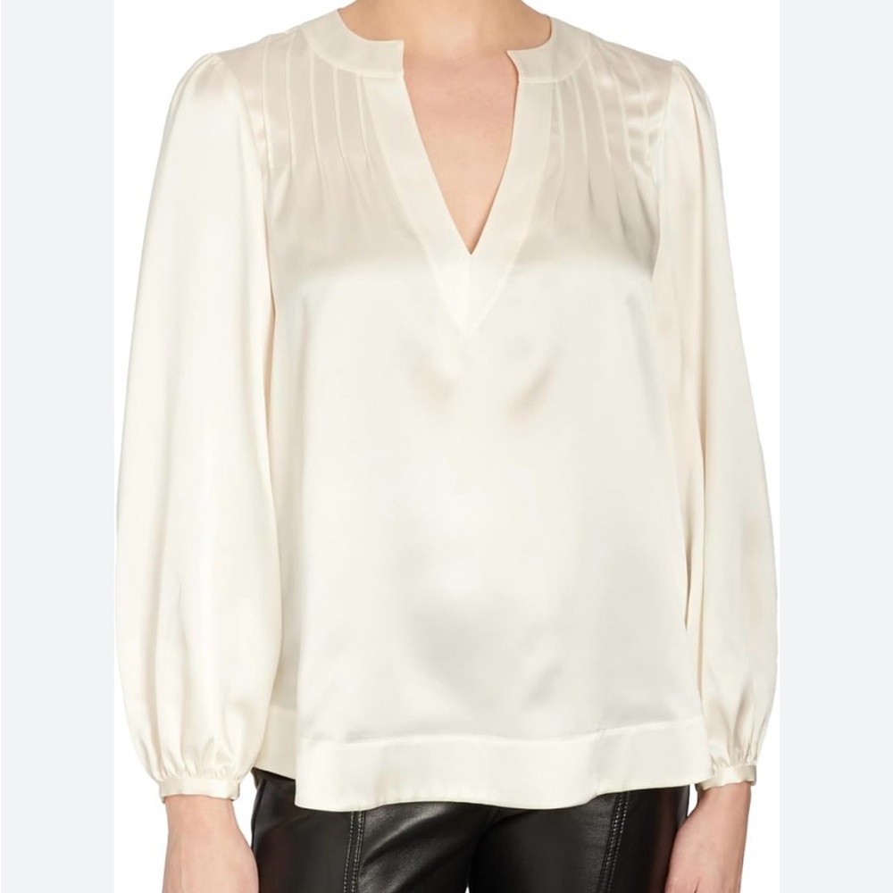 NWT Cinq a Sept Silk Rita Top in Ivory